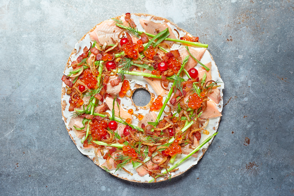 Smoked trout crispbread